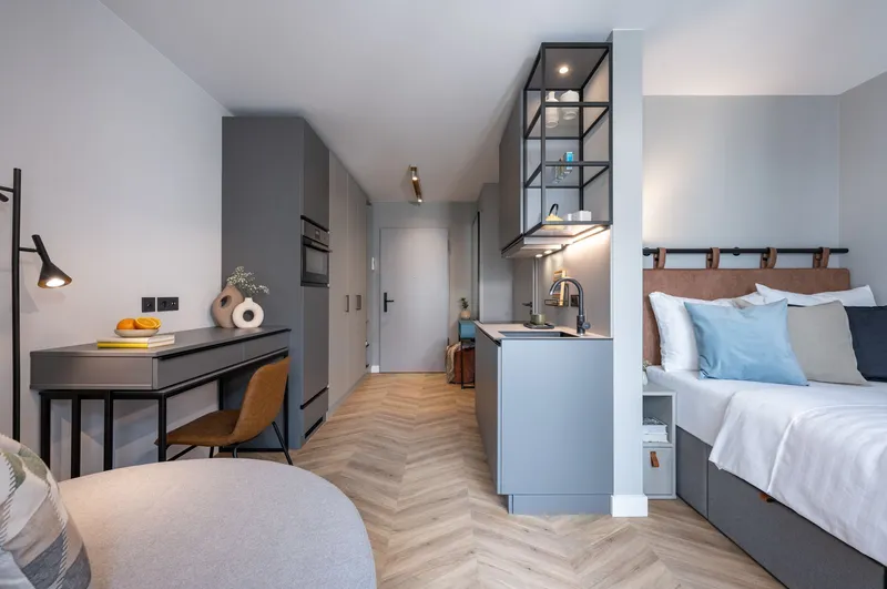 Friedrichshain! Stylische 1-Zimmer-Wohnung (vollmöbliert) | verfügbar ab sofort — photo 1
